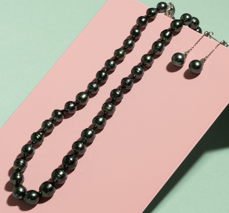 8-10mm Dark Tahitian South Sea Circle - Baroque Pearl Necklace - Secondary Image