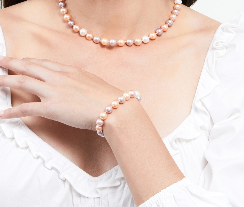 8,0–8,5 mm mehrfarbiges Süßwasserperlenarmband – AAAA-Qualität – Modellbild