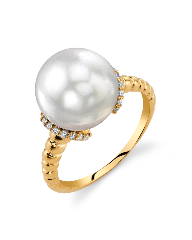 Jackie-Ring mit weißer Südseeperle und Diamanten