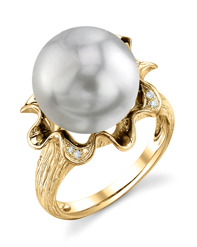 Robin-Ring mit Südseeperle und Diamanten