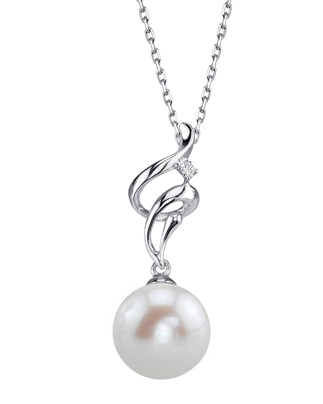 Anhänger „Aria“ mit Süßwasserperle und Diamanten