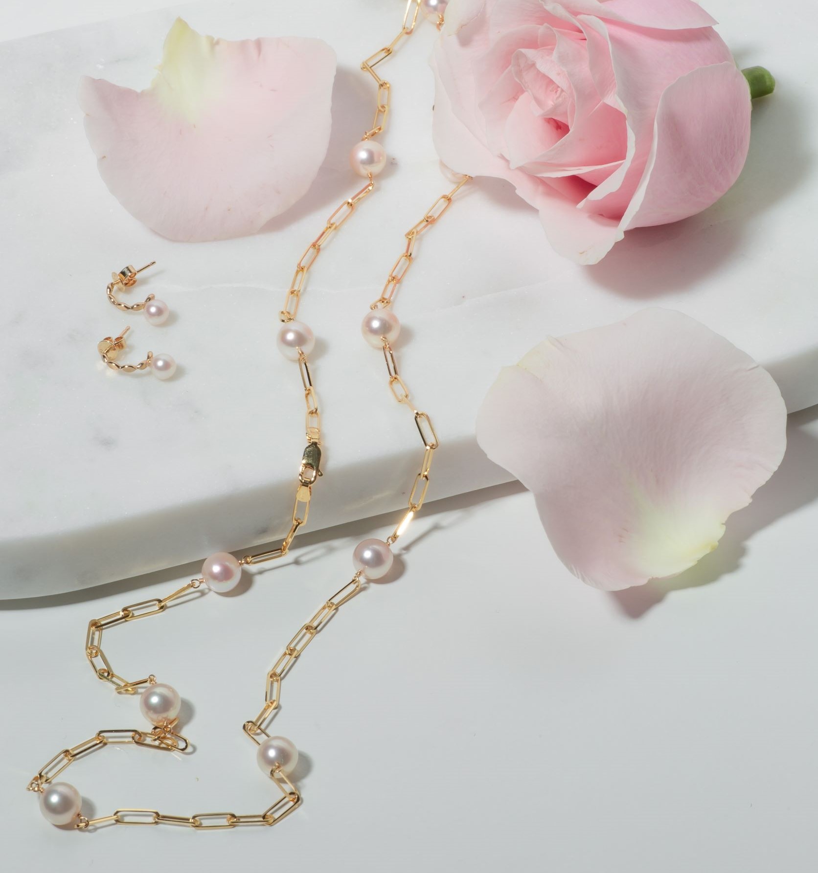 14-karätiges Gold, 8,5–9,0 mm große japanische Akoya-Perle & Gliederkette – Modellbild