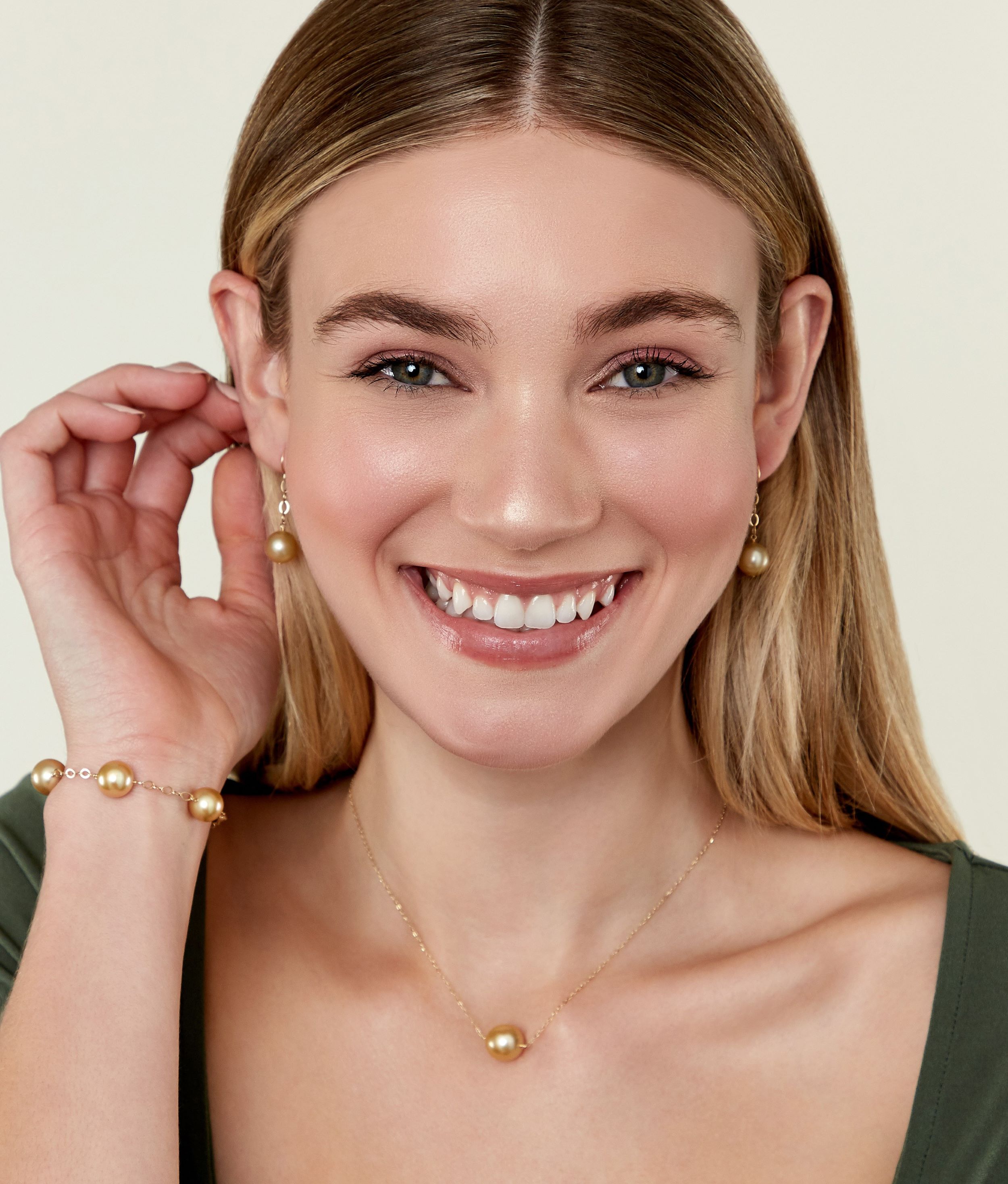 Golden Round Solitaire 14-karätige Perlenkette – Drittes Bild