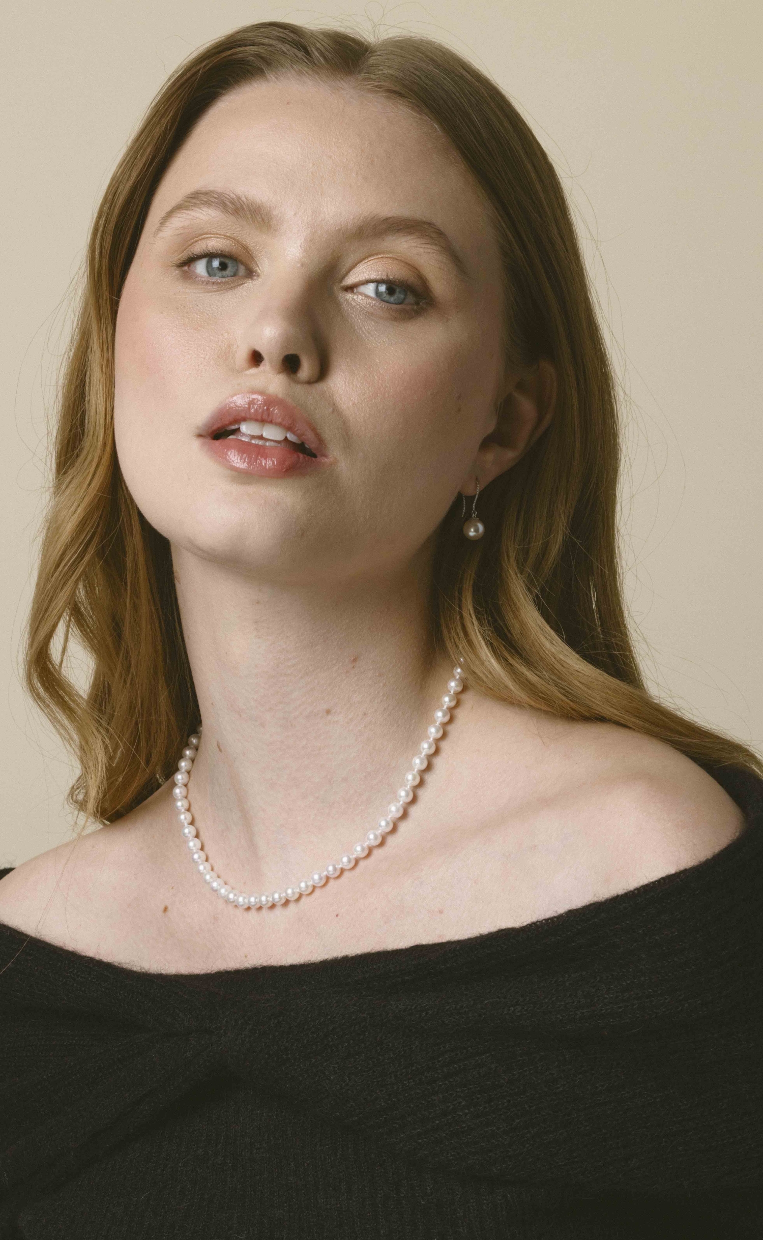 5.5-6.0mm Japanese Akoya White Pearl Necklace - AAA Quality - Secondary Image