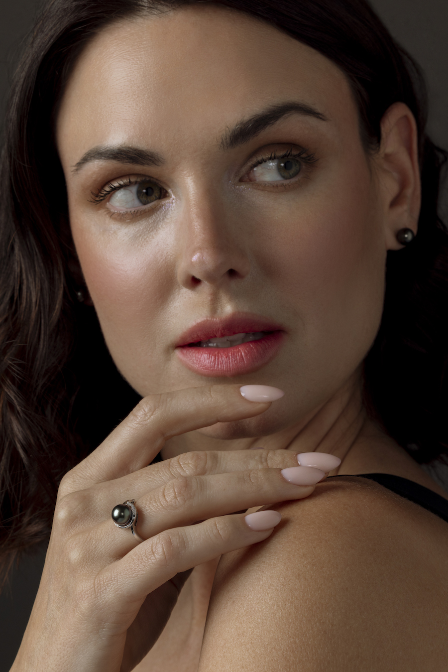 Tahiti-Südseeperle- und Diamant-Rubin-Ring – Zweites Bild